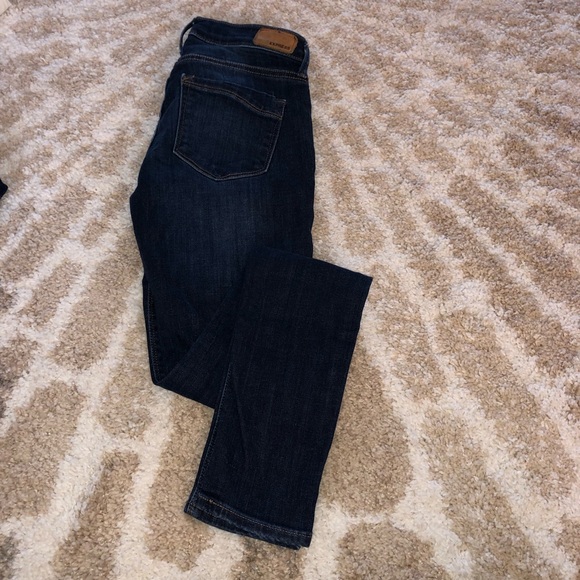 Express Mid Rise Stretchy Skinny Jeans Size 2